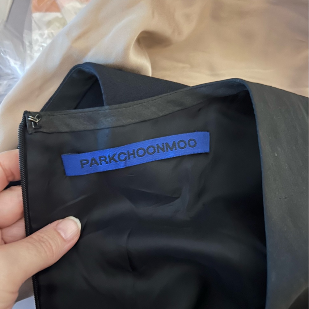 DEMOO Parkchoonmoo Silk Organza Panel Midi Dress Minimalist Black Sz M | 42 - Picture 15 of 17